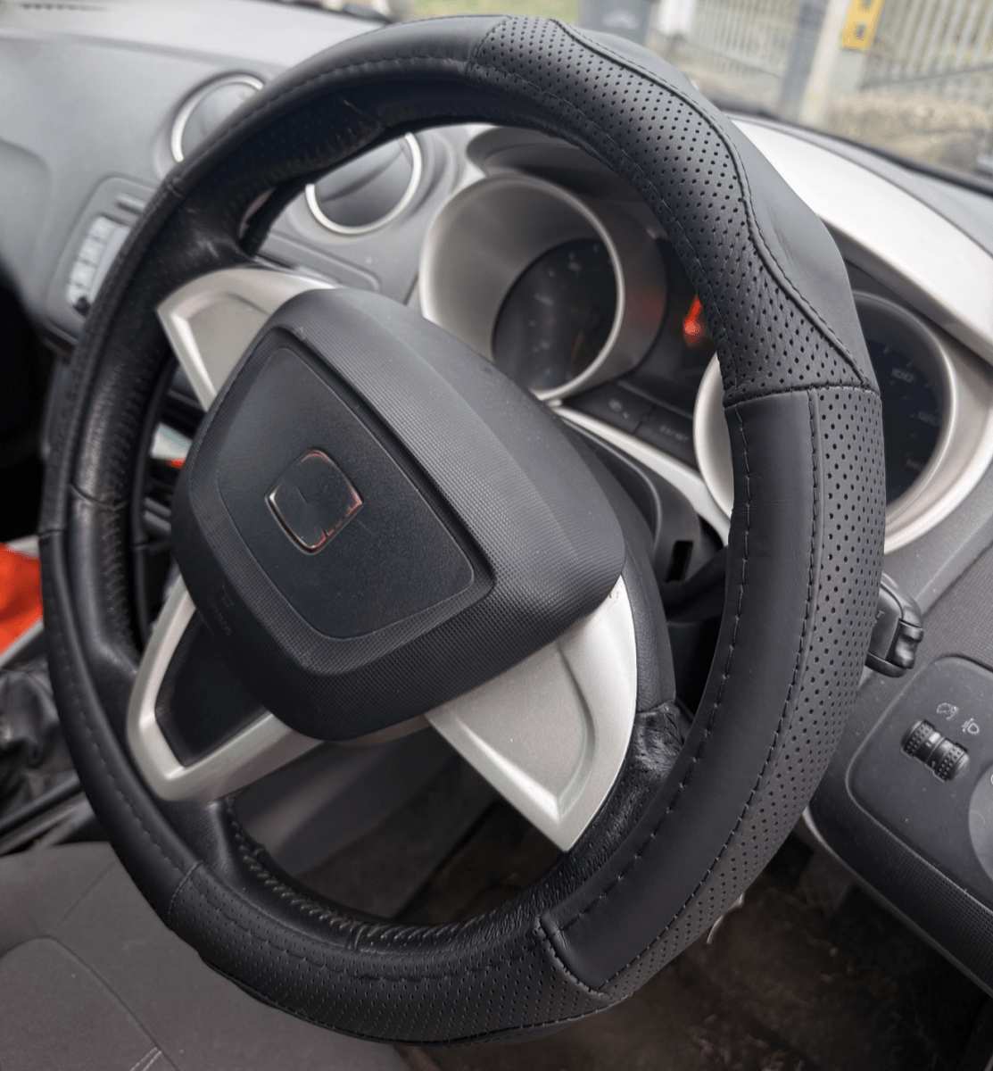 The Classic Leather Wheel Cover